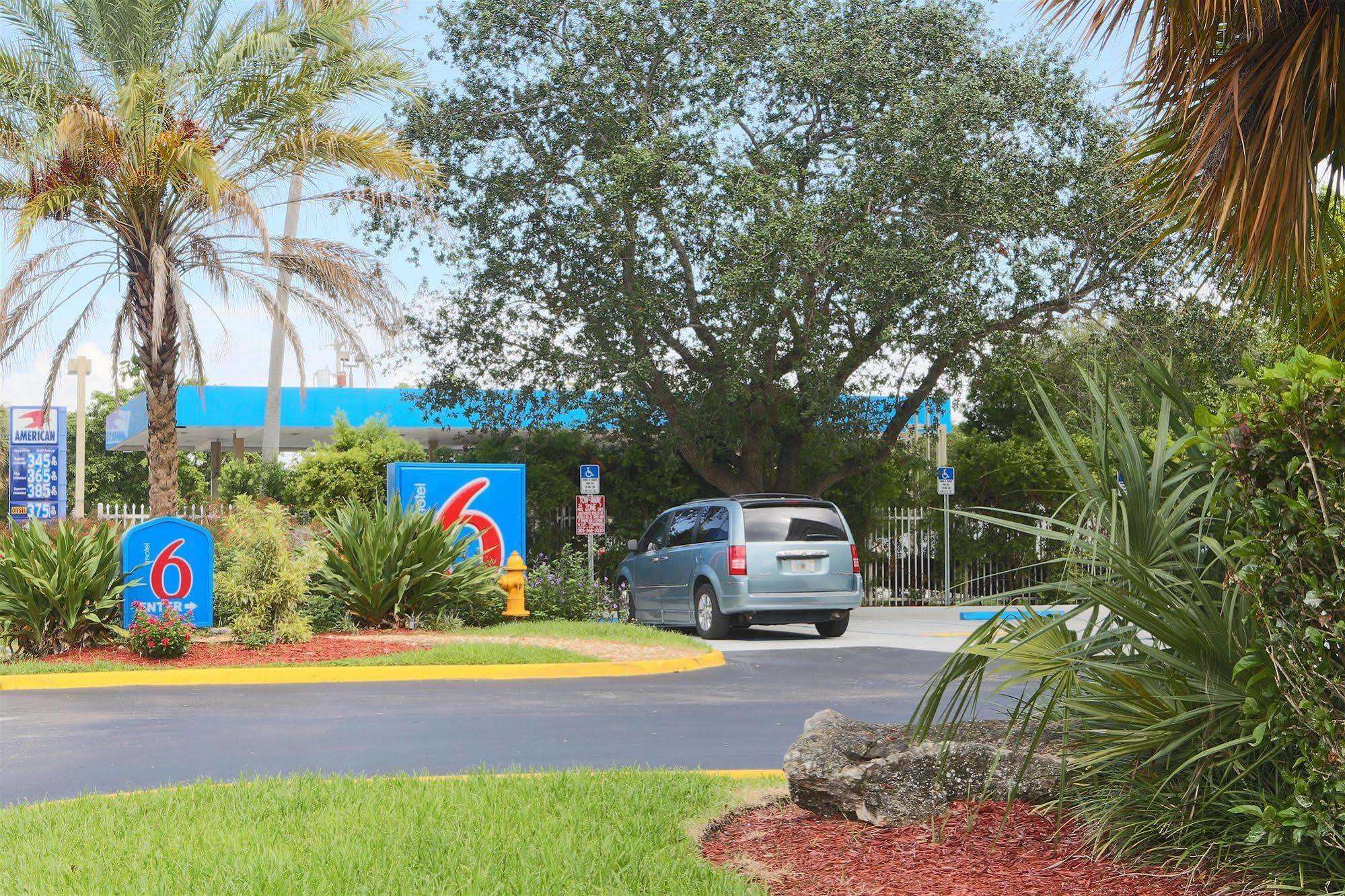 Motel 6-Cutler Bay, Fl Εξωτερικό φωτογραφία
