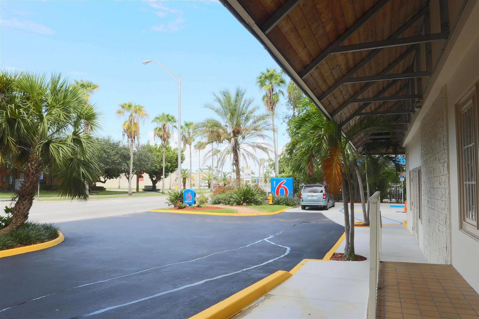 Motel 6-Cutler Bay, Fl Εξωτερικό φωτογραφία