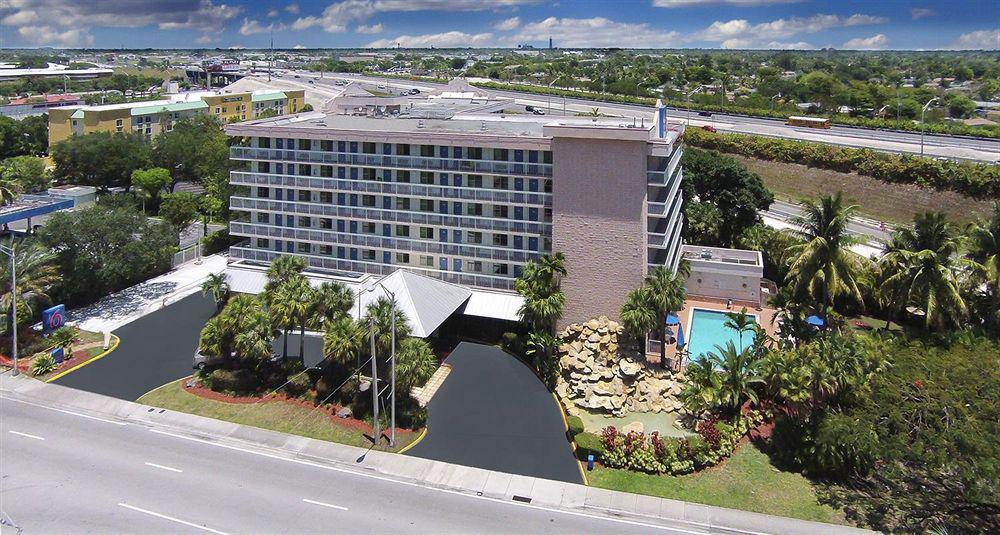 Motel 6-Cutler Bay, Fl Εξωτερικό φωτογραφία